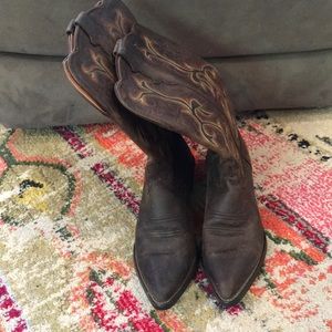 Justin cowboy boots